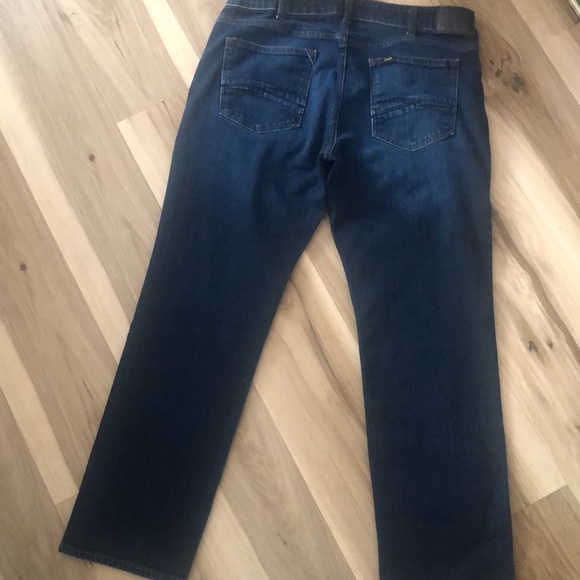 LEE MEN’S STRAIGHT FIT 34 x 30 Dark Jeans - Picture 2 of 4